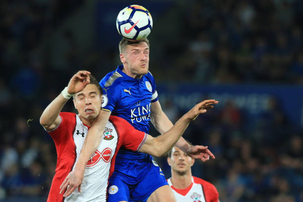 队员之间的 队员之间的